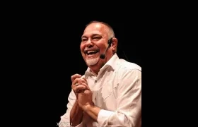  El narrador oral escénico cubano Pedro Mario López.