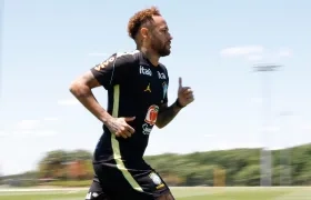 Neymar en la práctica de la selección brasileña en Nueva Jersey.