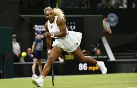Serena Williams durante su partido contra la australiana Maya Joint. 