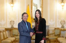 A 10 días de dejar la presidencia Petro recibió credenciales de la embajadora de Palestina 
