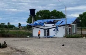 Oficina del Aeropuerto de Tibú después del atentado