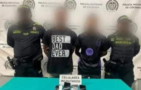 Dos de los capturados en el operativo. 