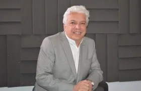 Carlos Alonso Lucio, líder del empalme del próximo Gobierno 