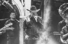 El cantante Yeison Jiménez dejó grabadas diferentes canciones que serán presentadas de manera gradual.