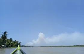 Fotografía tomada cuando apenas iniciaba el incendio.
