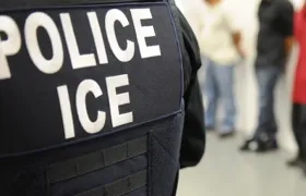  ICE arresta a pareja de pastores cristiano mexicanos con tres hijos estadounidenses, en Texas