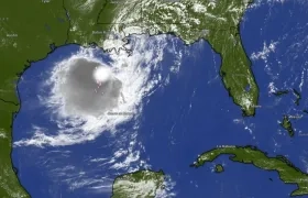 Aspecto de la tormenta tropical sobre el Golfo de México. 
