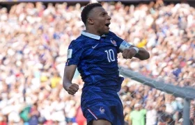 Kylian Mbappé grita a todo pulmón su gol de penalti ante Francia.