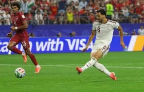 El remate de Mikel Merino que terminó en gol para España.