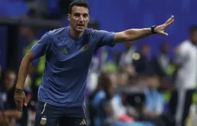 Lionel Scaloni, técnico de Argentina, durante el partido contra Inglaterra.