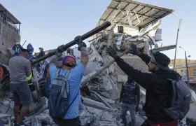 Terremoto de magnitud 7.4. 