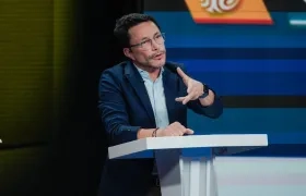 Carlos Caicedo Omar.