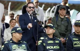 De La Espriella rompe la tradición y traslada la investidura presidencial de Bogotá a Cali
