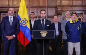 El Presidente, Abelardo De La Espriella, esta ncohe desde el Palacio de San Carlos