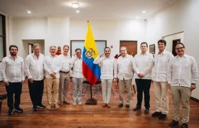 Empresarios reunidos con el Presidente Abelardo De La Espriella.