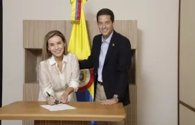  Mónica Moreno, gerente de iNNpulsa Colombia, y Mauricio Gómez, ministro de Comercio, Industria y Turismo.