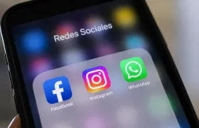 Los cierres se dieron en sus plataformas de Facebook, Instagram y WhatsApp