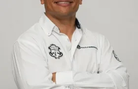 Johnny Vizcaíno.