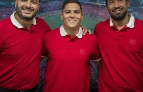 Juan Fernando Quintero tras firmar su contrato por un año con el Medellín.