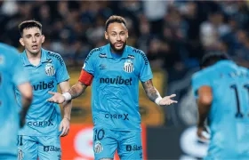 Neymar, delantero y capitán del Santos. 