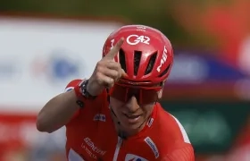 El esloveno Tadej Pogacar abandonó el Tour de Francia el pasado sábado.