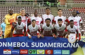 Santa Fe iba a recibir el miércoles, en Bogotá, a River Plate, por Copa Sudamericana.