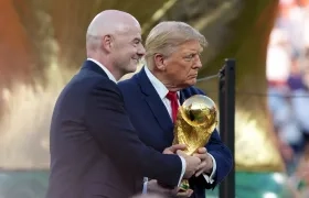 Gianni Infantino y Donald Trump en la ceremonia de premiación del pasado Mundial. 