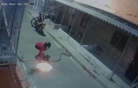 Incendian fachada de vivienda en 7 de Abril. 