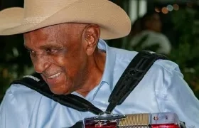 El maestro Náfer Durán.