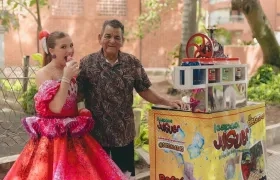 Isabella Daes, Reina del Carnaval de los Niños 2027 junto a don Julio.