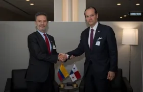 cancilleres de Colombia, Ómar Bula, y Panamá, Javier Martínez-Acha.