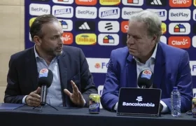 Alejandro Eder, alcalde de Cali, y Ramón Jesurun, presidente de la FCF.