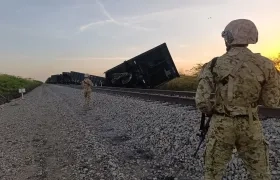 Tropas del Batallón de Defensa Antiaérea de la la Décima Brigada del Ejército Nacional brinda seguridad y vigilancia en la zona. 