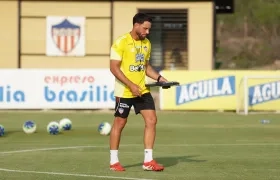 Sebastián Viera buscará ante Jaguares su primera victoria como técnico del Junior. 