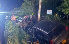 Los dos vehículos implicados en el accidente de tránsito. 