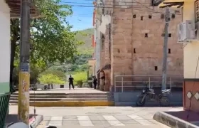 Momento del ataque con drones contra policías en zona urbana de Palermo. 
