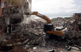 Demolición de edificios en Cali.