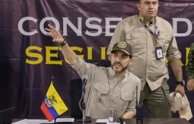 El Presidente Abelardo De La Espriella en consejo de seguridad en Sucre.