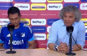 El capitán de Millonarios, David Mackalister Silva, y el técnico Alberto Gamero.