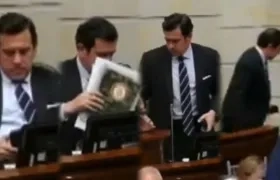 La secuencia de Rodrigo Lara en el Congreso.