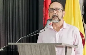 Jorge Senior, rector de la UAC.