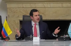 El Ministro del Interior, Rodrigo Lara.