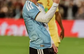 Lionel Messi celebra su último gol con la selección argentina