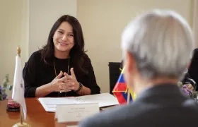 Paola Holguín, ministra de las Culturas.
