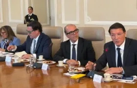 La Fiscal General, Luz Adriana Camargo; el ministro de Justicia, Iván Cancino; y el Registrador, Hernán Penagos.