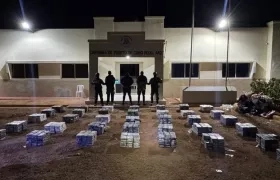 La droga incautada y los capturados.