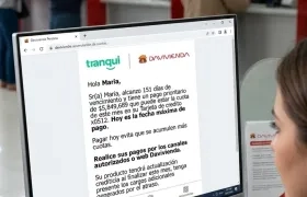 La docente ha recibido esta notificaciones que ya debe un saldo acumulado de pago de cuotas de la tarjeta de crédito. 