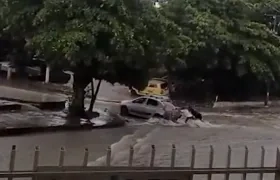 El vehículo rescatado en el barrio Recreo.