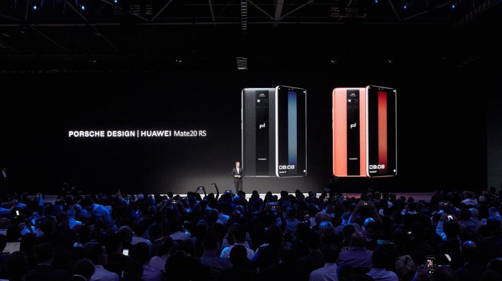 Los nuevos teléfonos cuentan con tres cámaras traseras.