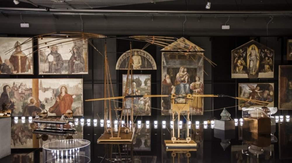 Los ingenios de Da Vinci desfilan sobre la pasarela de Milán